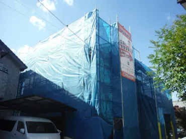 築22年、木造2階建ての洋風住宅です。 屋根はスレート瓦(クボタ カラーベスト スぺリアル) 広島市安佐南区川内・K様サムネイル画像