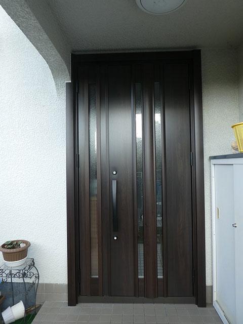 玄関ドア、窓リフォーム、フェンス取付け、外構工事 エクステリア工事