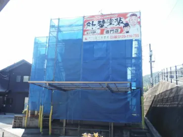 Ｔ様のお宅は築２０年、木造２階建ての洋風住宅です。  屋根はスレート瓦(Ｋｍｅｗ　グリシェイド　クアッド)広島市安佐北区落合南・Ｔ様サムネイル画像