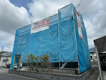 築１４年、『アイフルホーム』さんの木造２階建ての洋風住宅です。  屋根はスレート瓦(ＫＭＥＷ　コロニアルクアッド)　広島市安佐北区三入・Ｍ様サムネイル画像