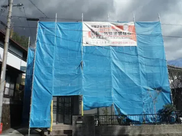 築２９年、『積水ハウス工業(株)』さんの軽量鉄骨構造２階建ての洋風住宅です。  屋根はスレート瓦(旧クボタ　ニューコロニアル)安芸高田市・Ｎ様サムネイル画像